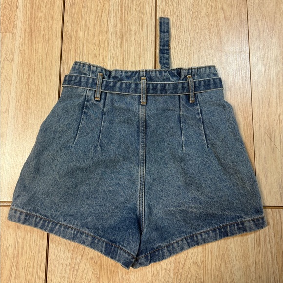 Abercrombie & Fitch Paper Bag Waist Jean Shorts - Picture 5 of 5